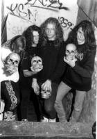 DEAD HEAD
